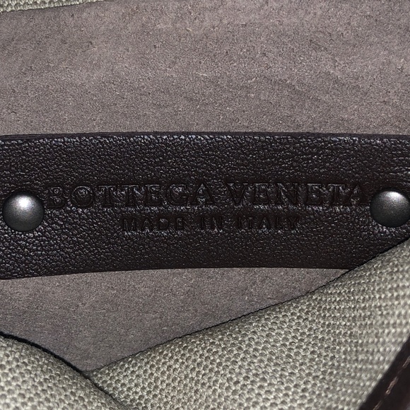 PRICE⬇️NWOT Bottega Veneta Safari Nappa Bag - Picture 13 of 14